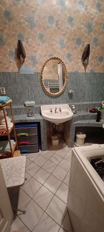 Chez Virginie - Chambre Du Bourg Лурд Екстериор снимка