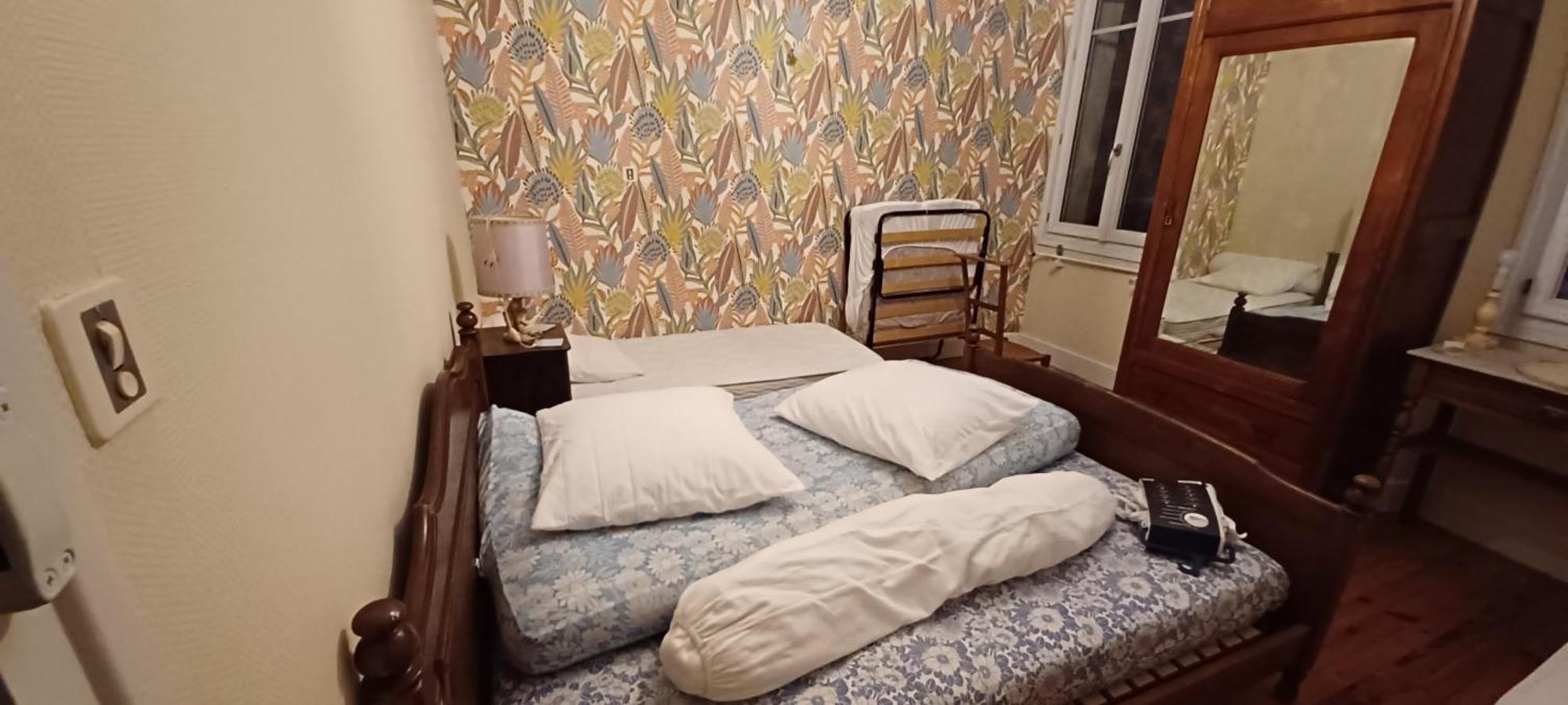 Chez Virginie - Chambre Du Bourg Лурд Екстериор снимка